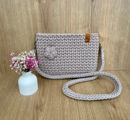Umhängetasche „Lia“- 48€